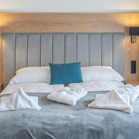 Lux Apartman V Hoteli Akvamarin Besenova Ngoại thất bức ảnh