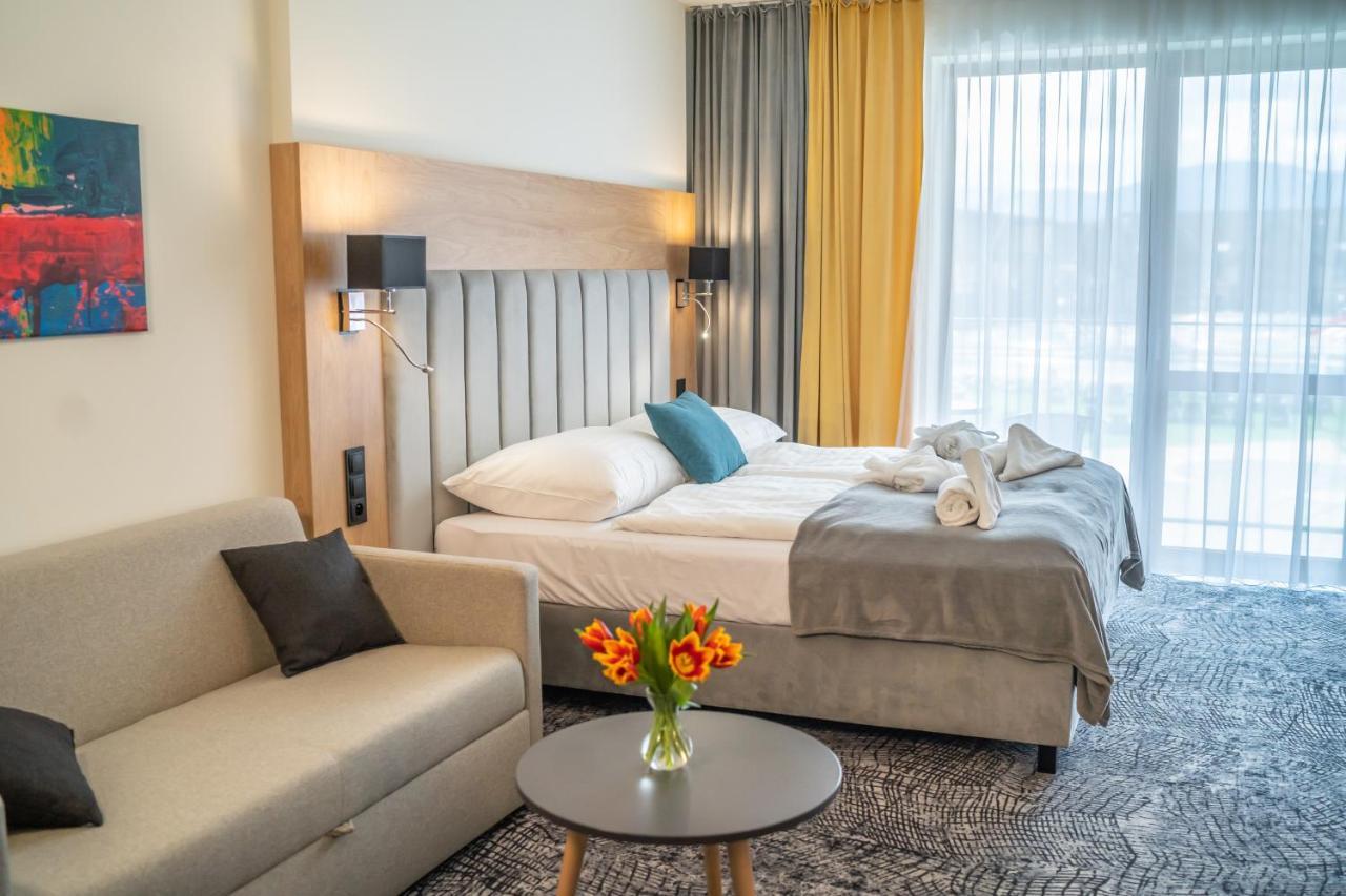 Lux Apartman V Hoteli Akvamarin Besenova Ngoại thất bức ảnh